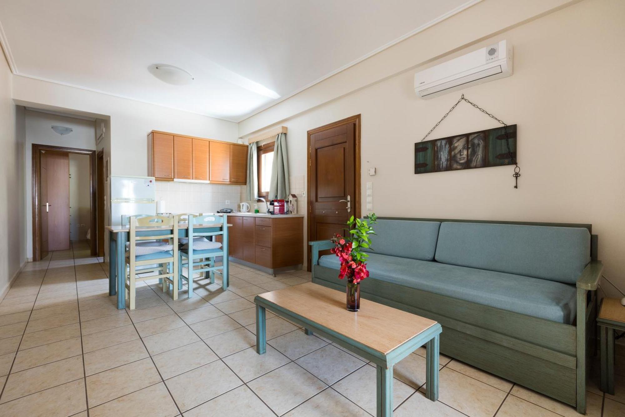 Spetses Center Comfy Apartment ภายนอก รูปภาพ