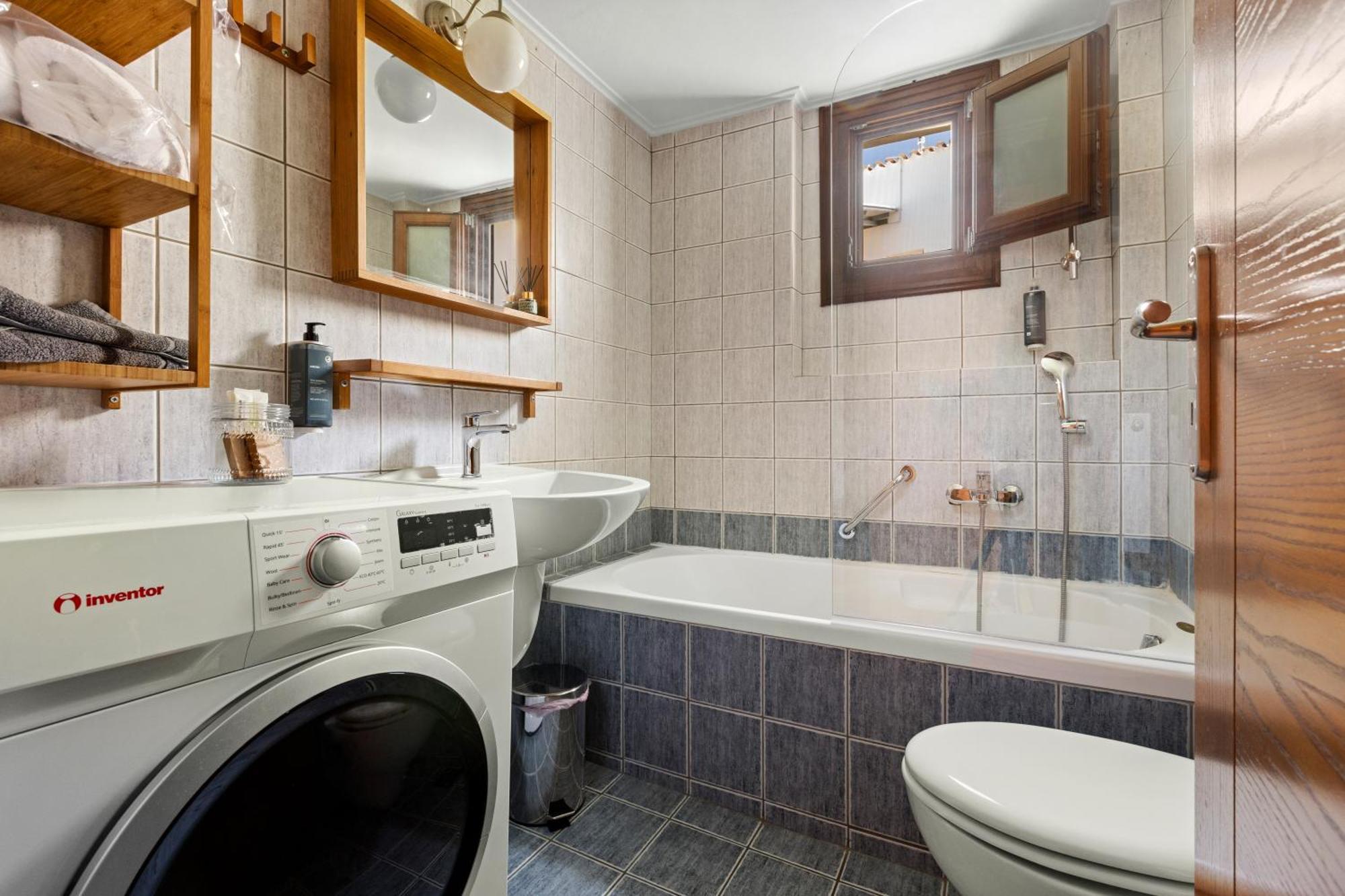Spetses Center Comfy Apartment ภายนอก รูปภาพ